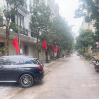 Nhà To Đẹp, Lô Góc Văn La Hà Đông, 6 Tầng, Thang Máy, Kd Đỉnh. Ôtô 45C Đỗ Cửa. Chỉ Hơn 10 Tỷ.