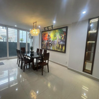 Bán Gấp Khu Biệt Thự Cầu Giấy - Ô Tô Tránh - 4 Thoáng Vĩnh Viễn - Kinh Doanh Đỉnh - Sẵn Dòng Tiền.