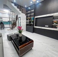Bán Nhà Trần Thái Tông Cầu Giấydiện Tích43/46M X 5T Xmặt Tiền4M Giá Bán 9,8 Tỷ Có Thương Lượng