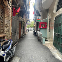 Bán Nhà Trường Chinh- 30M Ra Phố-Lô Góc Kinh Doanh,Ô Tô Nhỏ Qua Nhà,Gần Hồ-30M -3 Tầng -Giá 6.X Tỷ