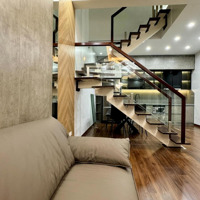 Bán Nr 60M2 Tại Chùa Láng, Đống Đa, Hn, Giá Cực Chất 18 Tỷ Vnd
