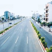 Bán Gấp Nhà Sát Mặt Tiền Kinh Doanh - Phạm Văn Đồng - Diện Tích Khủng - Hẻm Xe Tải - 137M2