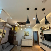 Bán Tập Thể Nghĩa Tân, Cầu Giấydiện Tích70M2, 2 Phòng Ngủ Nhà Đẹp Mới Giá Bán 3Tỷ8