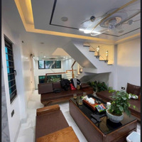 Hiếm - 2 Thoáng Gần Oto - Gần Trung Tâm - Bay Nhanh Nguyễn Văn Cừ - Long Biên (Ngõ 3 Gác)