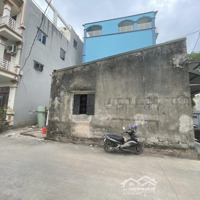 Lô Góc - Giá Đầu Tư - Ô Tô Chạy Vòng Quanh - Trước Nhà Ô Tô Tránh - Chia 2 Lô Khi Gia Lâm Lên Quận