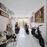 Cần Bán Đi Định Cư Biệt Thự Liền Kề Khu Vip 105M2 Trệt 2 Lầu 6 Phòng Ngủgara Xe Oto