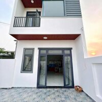 EM CẦN NHƯỢNG LẠI CĂN 2 LẦU SHR CHỈ 600TR SỞ HỮU GIÁP PHƯỜNG BỬU LONG