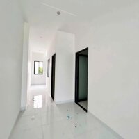 EM CẦN NHƯỢNG LẠI CĂN 2 LẦU SHR CHỈ 600TR SỞ HỮU GIÁP PHƯỜNG BỬU LONG
