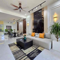 Bán Gấp Nhà Phố 2 Tầng 82,2M2 Có Sân Vườn, Gara Ô Tô, Sổ Hồng Riêng, Giá Chỉ 3,25 Tỷ, Nhận Nhà Ngay