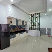 Cho thuê căn Biệt thự mặt tiền đường Đào Duy Tùng, Phan Thiết 160m2, Giá 18tr/ tháng