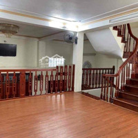 Cho Thuê Nhà Nguyễn Khánh Toàn,Diện Tích75M2, 4,5 Tầng, Ngõ Ô Tô Tránh