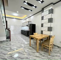 Cho Thuê Nhà Trệt Lầu 2 Phòng Ngủsiêu Xịn, Sân Xe Hơi, Chỉ Cần Dọn Đồ Vào Ở