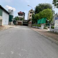Bán 118m đất view khuôn viên sân nhà văn hóa Chính Trung Trâu Quỳ, vị trí yên tĩnh để làm nhà vườn