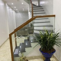 Chính Chủ Cho Thuê Nhà Riêng Mặt Phố Làm Văn Phòng, Lớp Học, Kinh Doanh Tại Phố Hoàng Sâm, Cầu Giấy