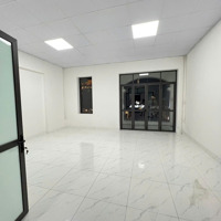 Cho Thuê Nhà Hoàn Thiện 4 Tầng Đẹp Giá Thuê Chỉ 20 Triệu / Tháng