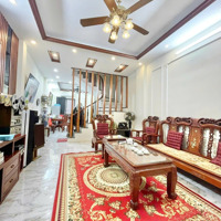 Cho Thuê Nhà 5 Tầng 50M2 Ngõ 126 Nam Dư, Lĩnh Nam, Nhà Mới Xây Đẹp