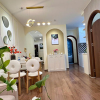 Bán Căn Hộ Khu Sky Garden 3, Quận 7, Diện Tích 68,66 M2, Nhà Đẹp, Giá Bán 4,9 Tỷ