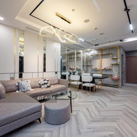 Cần Bán Gấp Ch Chung Cư Oriental Plaza Tân Phú. 105M2, 3 Phòng Ngủ Full Nt Giá: 4.1 Tỷ. Liên Hệ: 0939.125.171