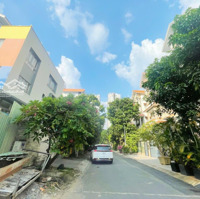 Định Cư Cần Bán Biệt Thự Kđt Himlam Quận 7 Dt: 10X20M2 Có Sổ, Full Nội Thất Gb: 48Tỷ Liên Hệ: 0931353298