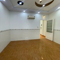 Cho thuê nhà trệt 2 lầu kdc Hồng Phát