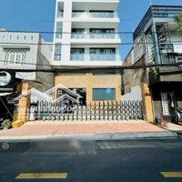 Cho Thuê Toà Nhà 2 Mặt Tiền Góc Đường Tây Hoà - Hồ Bá Phấn