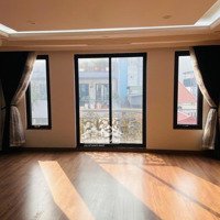 Nhỉnh 20 Tỷ Cầu Giấy - 7 Tầng Thang Máy - Thông Sàn Kinh Doanh - Ô Tô Dừng Đỗ Ngày Đêm