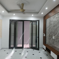 Bán Nhà Ngõ 111 Cầu Cốc 31M2 5 Tầng 5.1 Tỷ, Ôtô Đỗ Cổng