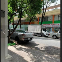 Văn Phòng 25M2 Giá Bán 5 Triệu Full Bàn Ghế, Máy Lạnh, Sàn Gỗ Khu Phan Xích Long Đường Hoa Phượng, P2, Pn