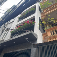 Chủ Nhà Chuyển Công Tác Cần Bán Nhà Phân Lô Vũ Hữu, Nằm Giữa 2 Công Viên Diện Tích 45, Ra Phố 50M