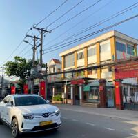 Bán Nhà 3 Tầng Gần Chợ Long Trường , DT 4.5 x 13 , HXH Tránh , Chỉ 3.9 Tỷ TL