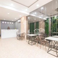 Hotel 18P 7 Lầu -Mặt Tiềnđường Cô Giang, P. Cầu Ông Lãnh, Q.1 - Diện Tích: 4M X 20M - Gia: 47 Tỷ