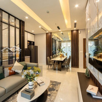 Cần Bán Căn Hộ Loại 2 Phòng Ngủ Tại Oriental Plaza Top Market Giá Bán 3Ty1, Liên Hệ 0932 349 271 Tâm.
