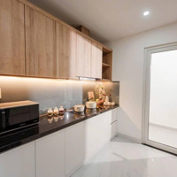 Cho Thuê Căn Hộ 2 Phòng Ngủ 2 Vệ Sinh 82M2 Tại Sacomreal-584, 10 Triệu, Tân Phú. Liên Hệ: 0985130947