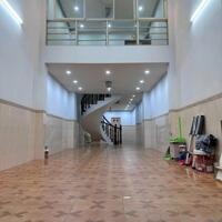 Cho thuê nhà nguyên căn tại mặt tiền Ngô Gia Tự, Phường 2, Quận 10, TP HCM
