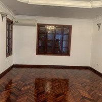 Bán Tòa Nhà Lô Góc Khu Phân Lô Trung Hòa - Nhân Chính.diện Tích90M2,Mặt Tiền9M. Lô Góc. Ô Tô Tránh