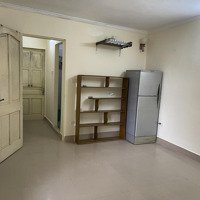 Nhà Ở Trung Tâm, Đủ Nội Thất, View Phòng Ngủ Cực Đẹp, Giá Bán 5,5 Triệu Đồng/Tháng