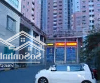 Cho Thuê Chung Cư Central Garden, Số 328 Võ Văn Kiệt, Phường Cô Giang, Q. 1, Diện Tích 81M2