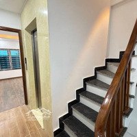 Bán Nhà Riêng Tại Phú Đô, Nhỉnh 6 Tỷ, Thang Máy, Gần Ô Tô, Nhà Mới Thơm Mùi Sơn, Hàng Xóm Kdt