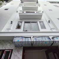 Cần Bán Gấp Nhà Oto Lùi Cửa 4T X32M ,Nhà Ngay Sát Chợ Đầu Mối Phía Nam,Cụm Công Nghiệp Thanh Oai