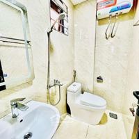 Bán Ccmn Dòng Tiền 1.2 Tỷ/Năm - Ba Mặt Thoáng - Thang Máy - Full Nội Thất - Pccc Đầy Đủ