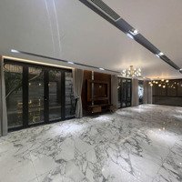 Cho Thuê Nhà Đẹp Hầm 3 Lầu Có Thang Máy Đường Lớn Thích Hợp Để Ở Và Kinh Doanh Văn Phòng