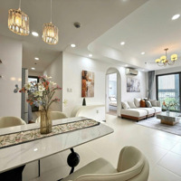 Bán Gấp Chcc Terra Royal Quận 3, 72M2, 2 Phòng Ngủ 2 Vệ Sinhgiá Bán 6.8Tỷ, Sổ Hồng, Liên Hệ: 0934 144 525 Hương