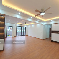 Bán Gấp Căn 3Pn-129M2 Toà A3 Hàm Nghi Khu Đô Thị Mỹ Đình. Sẵn Sổ Nhận Nhà Ngay. Liên Hệ: 0937466689
