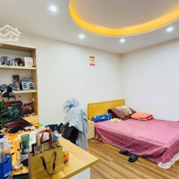 Chỉ 2.15 Tỷ. Căn Hộ Tập Thể Phố 8.3 - Quỳnh Mai. 2 Phòng Ngủ 1 Vệ Sinhđủ Công Năng. Thoáng Sáng