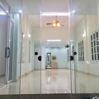 Cho Thuê Nhà Mặt Phố Phùng Hưng, Vị Trí Siêu Đẹp, Giá Bán 50 Triệu
