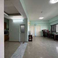Bán Chung Cư Minh Thành - 2 Phòng Ngủ 2 Vệ Sinhban Công Lớn View Q1, Hướng Đông Bắc 90M2 3Tỷ8