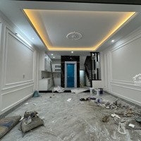 Chính Chủ Bán Nhà Việt Hưng - Hoa Lâm - Nội Thất - Thang Máy Nhập Khẩu Thoáng Trước Sau Nhỉnh 8 Tỷ