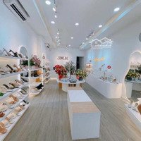 Nhàmặt Tiềnhoàng Diệu Ngang 9M - Gần Nguyễn Văn Linh Rất Đẹp