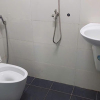 Cho Thuê Nhà Phố Gần Như Mới Tinh 30 Triệu/Tháng.có Thương Lượngtrực Tiếp Với Chủ. Cn 3/3/25