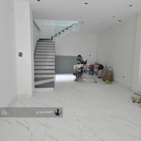 Bán Nhà 24 Đặng Tiến Đông 44 M2 Cách Phố Một Nhà Ô Tô Sát Nhà Giá Bán 15.3 Tỷ Có Thương Lượng